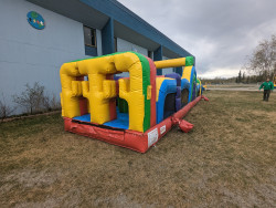 PXL 20230519 230709117 1715192333 Retro 40ft Obstacle Course